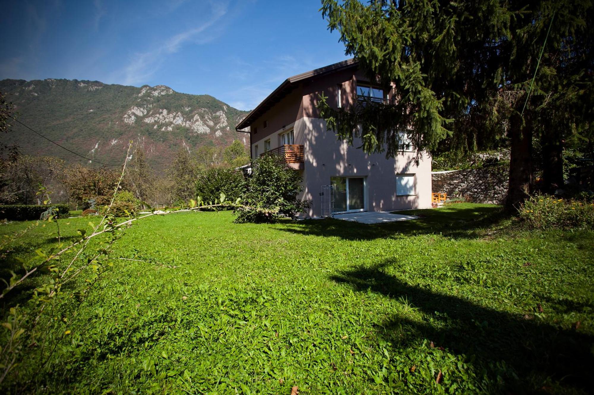Apartments Soca Kobarid Buitenkant foto